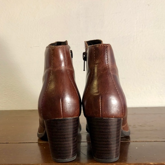 ♦️SOLD♦️Born leather ankle boots 6M - Picture 4 of 6